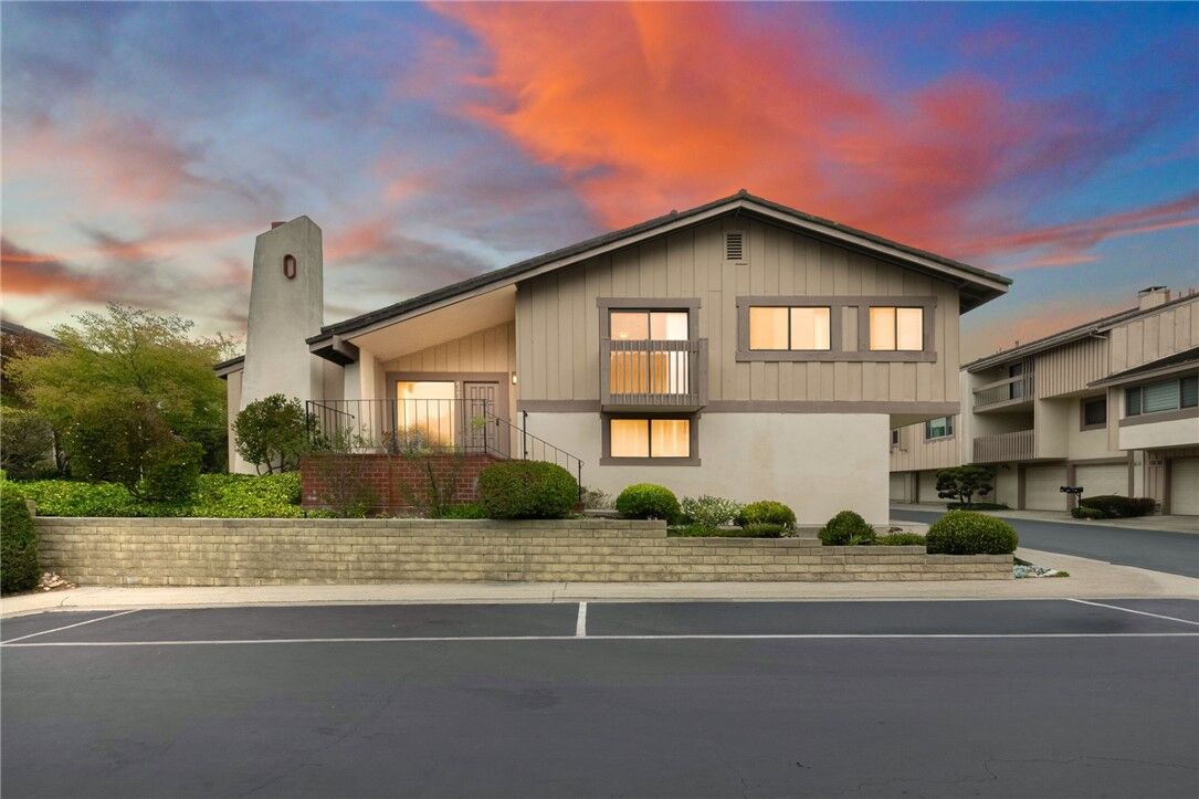 Property Photo:  6307 Ridgeglade Ct  CA 90275 