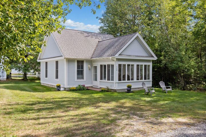 Property Photo:  454 Post Road 348  ME 04090 