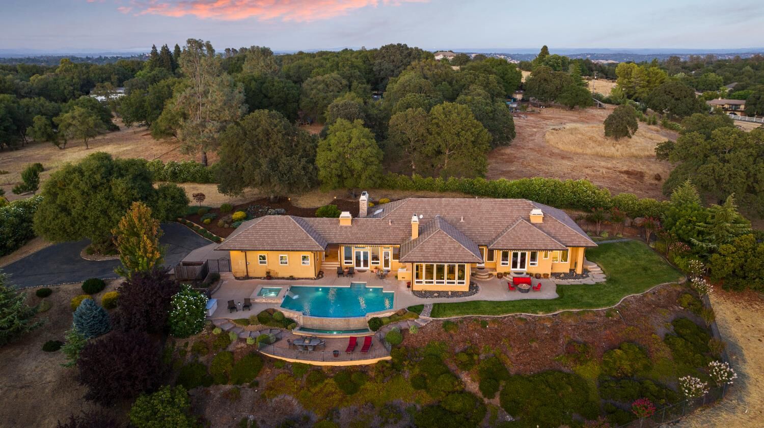 Property Photo: 4356 Barnett Ranch Road CA 95682