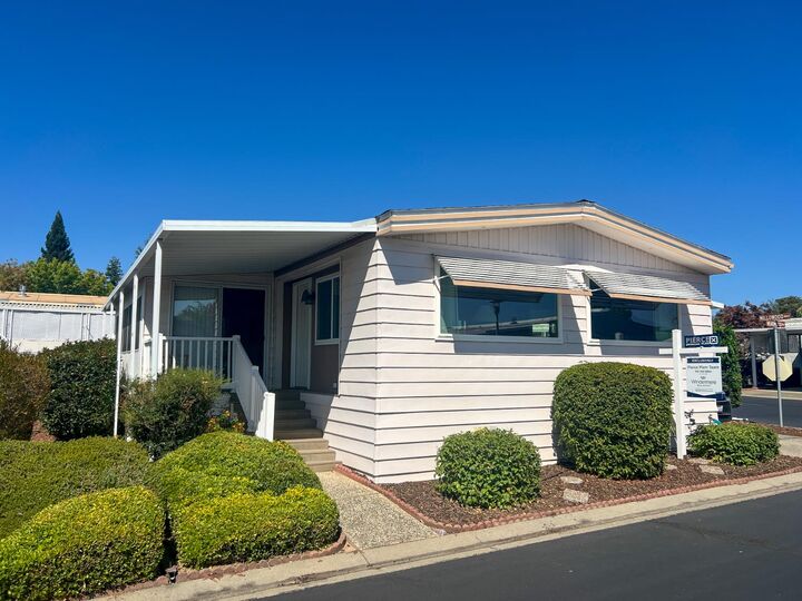 Property Photo:  291 Meadowrock Way  CA 95630 