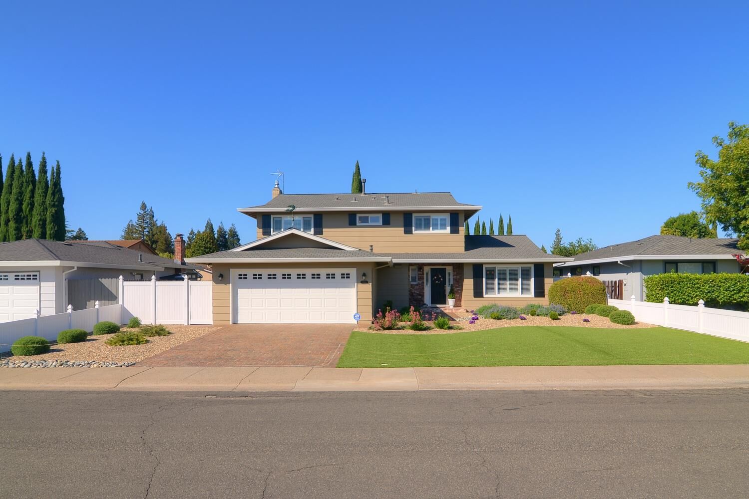 Property Photo:  7110 Westmoreland Way  CA 95831 