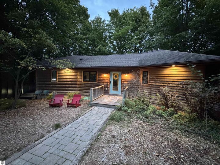 7221 S Wheeler Road  Maple City MI 49664 photo