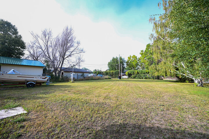 Property Photo:  411 N Spruce Street  MT 59644