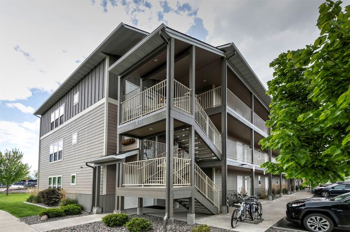 Property Photo: 1245 Waverly Street 103 MT 59802
