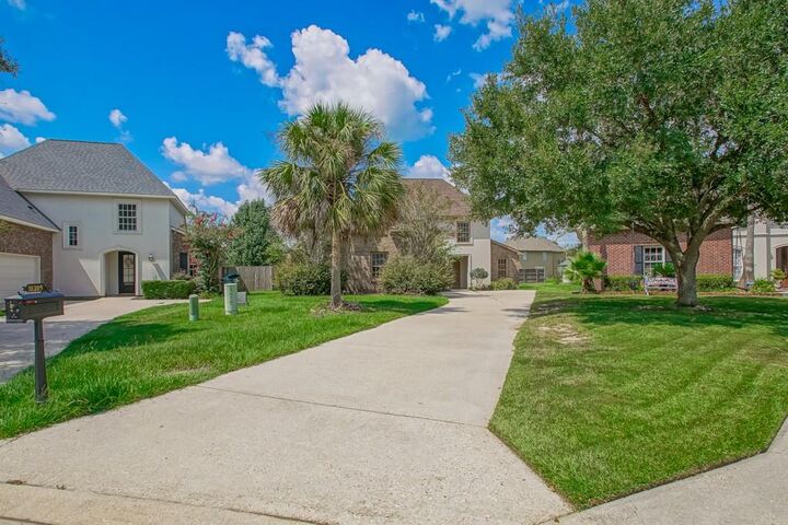 Property Photo: 18205 Pine Ridge Drive LA 70769