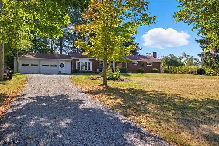 Property Photo: 31085 Georgetown Road OH 44460