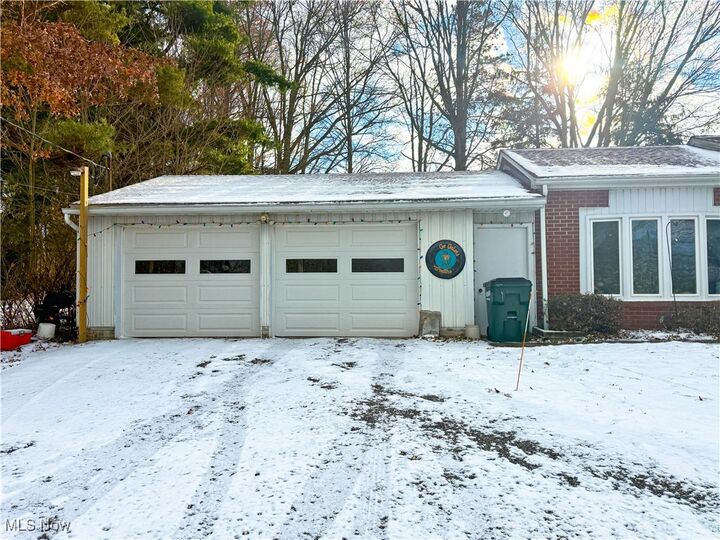 Property Photo:  31085 Georgetown Road  OH 44460 