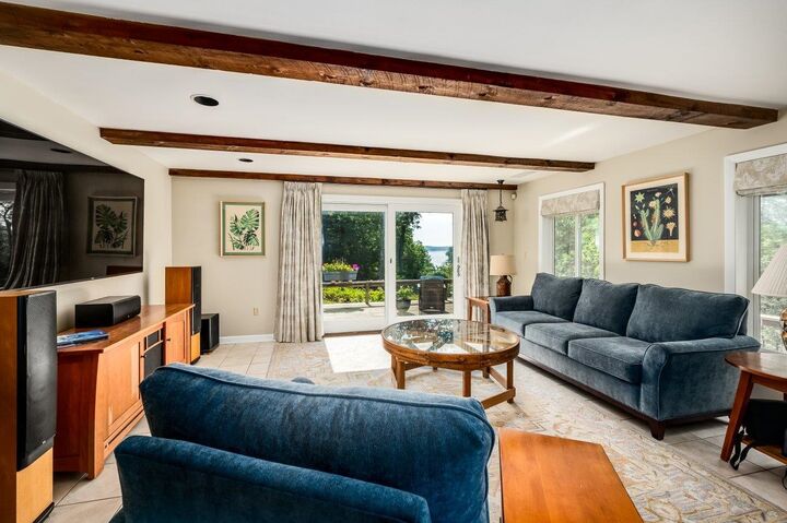 Property Photo:  367 Durham Point Road  NH 03824 