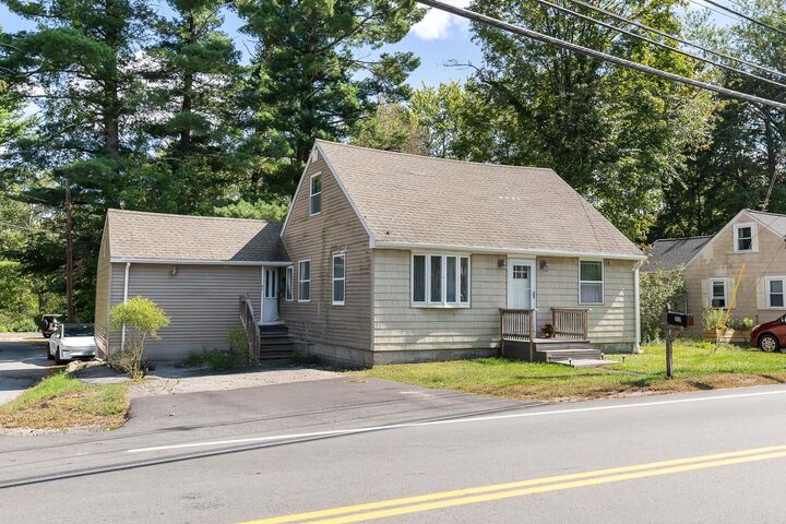 Property Photo:  22 North Main Street  NH 03079 