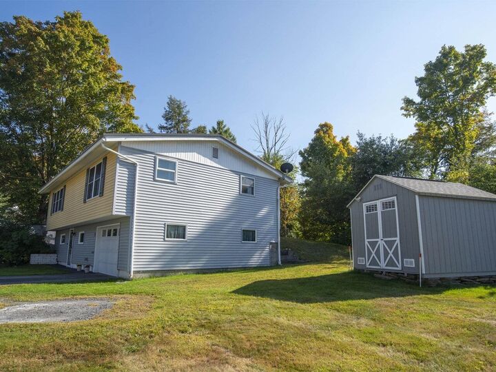 Property Photo:  11 Spruce Lane  VT 05641 