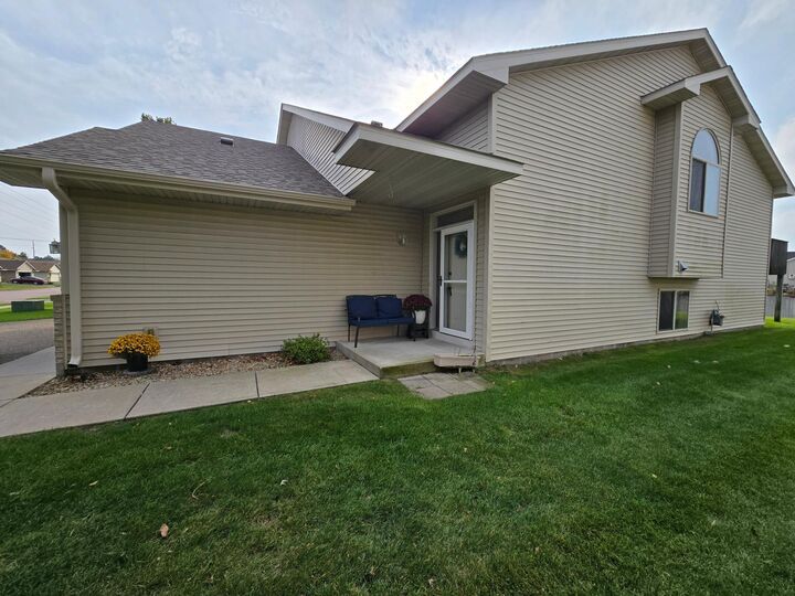Property Photo:  215 11th Avenue S  MN 55371