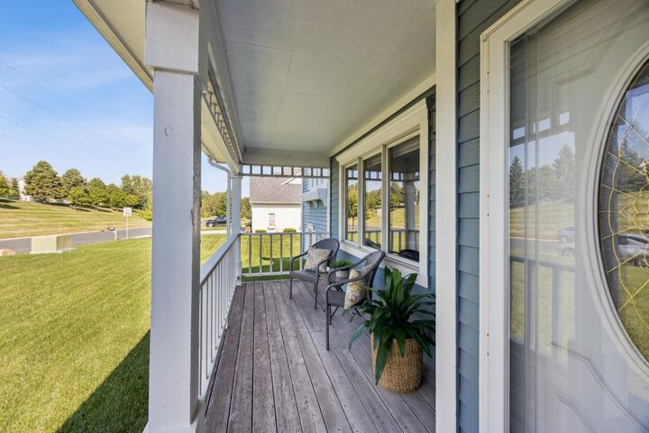 Property Photo:  4970 Boyd Avenue  MN 55076 