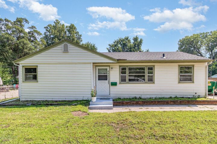 Property Photo:  8445 10th Avenue S  MN 55420 