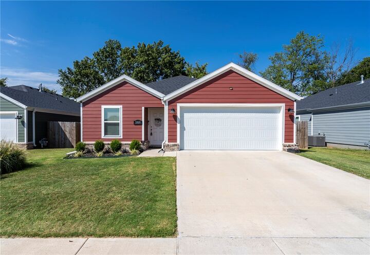 Property Photo: 5869 W Holdcroft Drive AR 72704