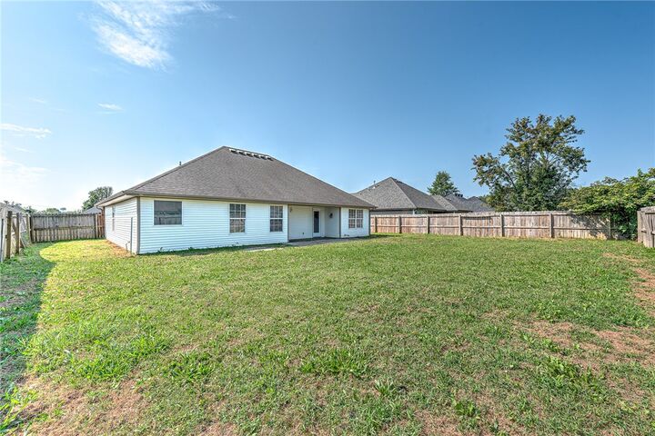 Property Photo: 1301 E Courage Lane AR 72761