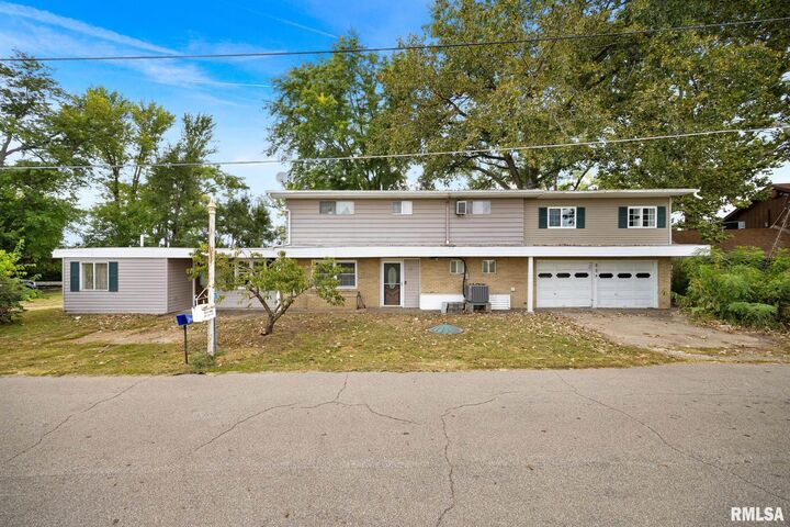 1281 Sunset Drive  East Peoria IL 61611 photo