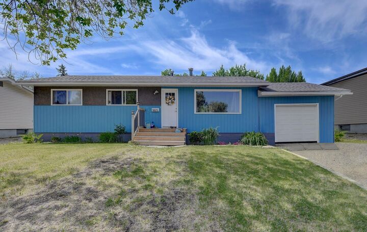 9825 91 Avenue  Grande Prairie AB T8V 0G1 photo