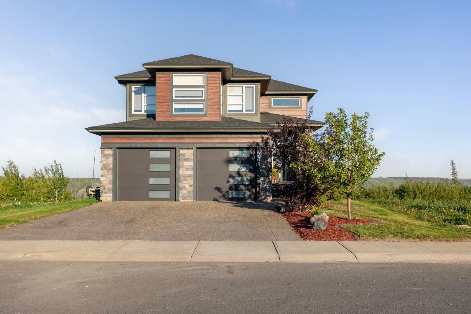 Property Photo: 241 Diamondstone Ridge AB T9K 0X3