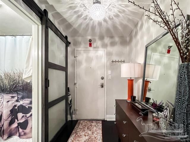Property Photo: 224 E Garden St 413 FL 32502