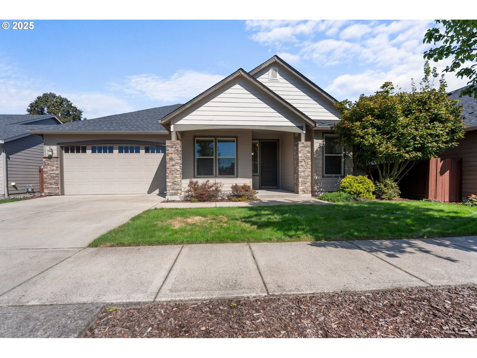 Property Photo:  15502 NE 106th St  WA 98682 