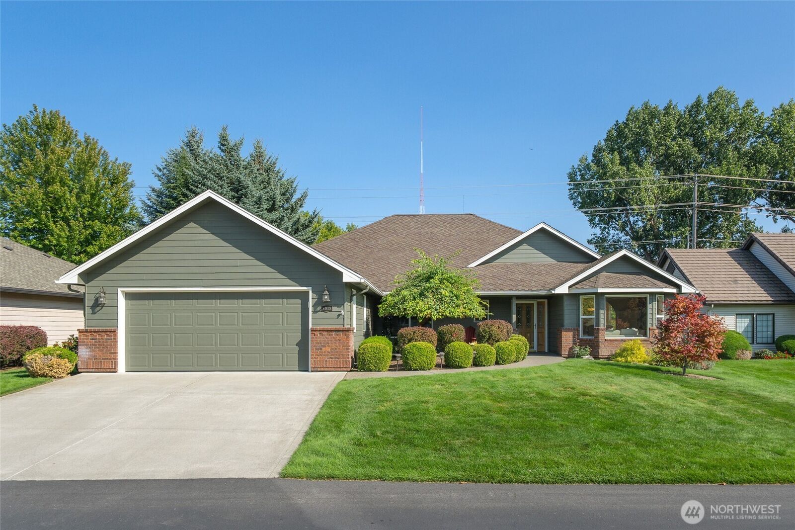 Property Photo:  4919 S Woodfield Ln  WA 99223 