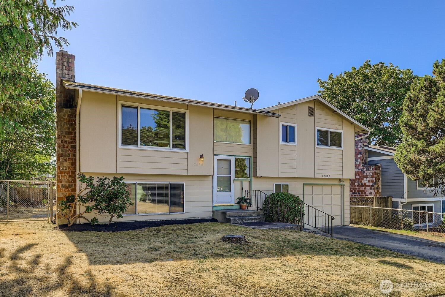 Property Photo:  12635 NE 154th Street  WA 98072 