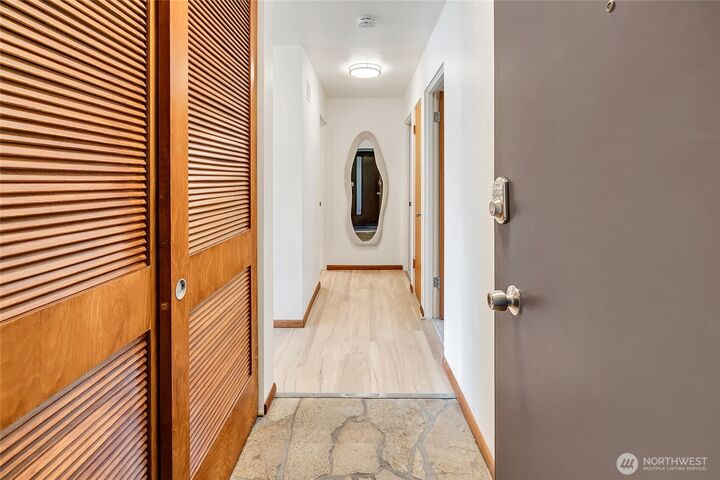 Property Photo:  500  Olympic Place 304  WA 98119 