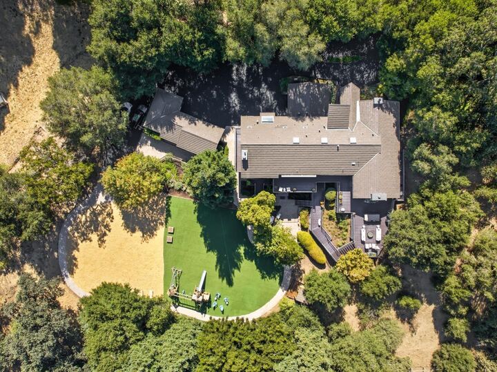 27464 Altamont Road  Los Altos Hills CA 94022 photo