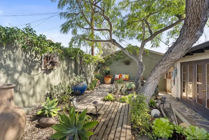 Property Photo: 3078 Quince St CA 92104