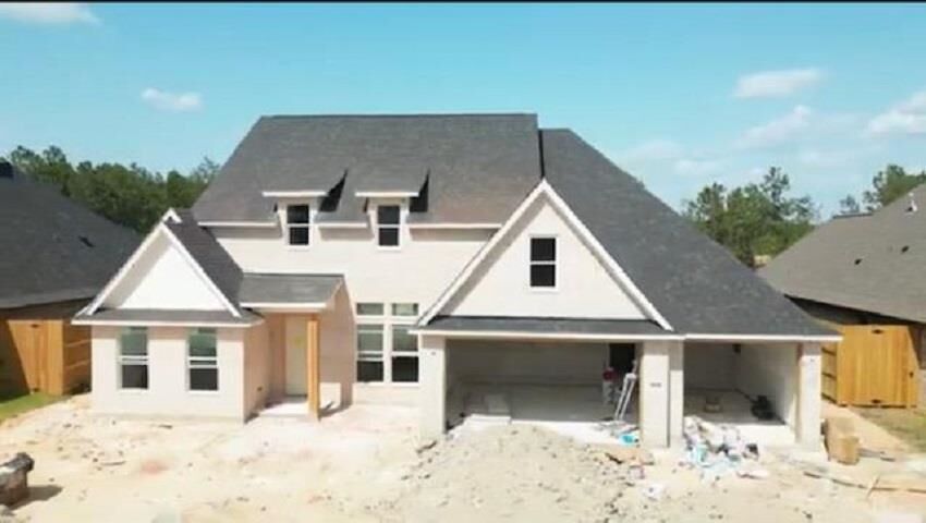 Property Photo:  1295 Natasha'S Way  TX 77657