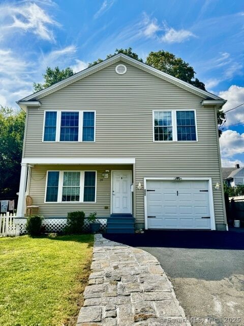 Property Photo: 20 Rockmore Place CT 06606