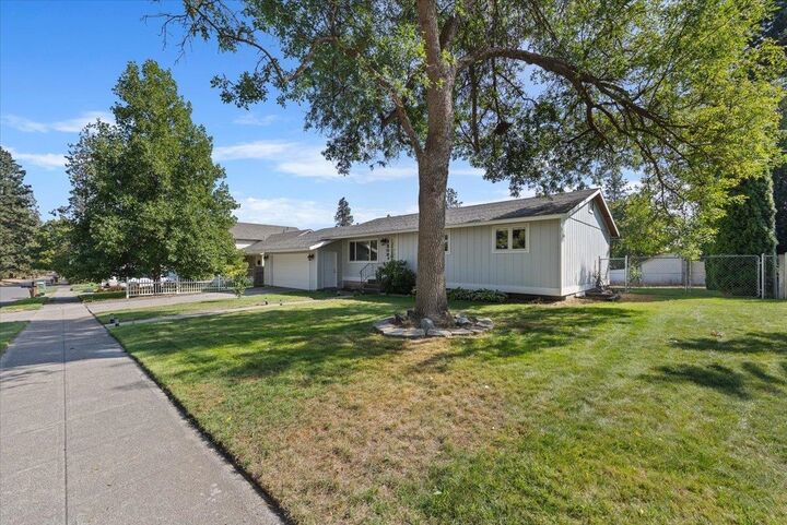 Property Photo:  3308 E 35th Ave  WA 99223 