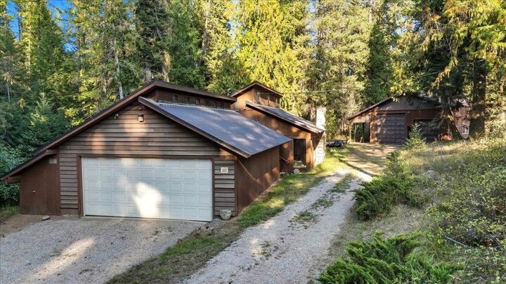 Property Photo: 42604 N Hatch Rd WA 99006