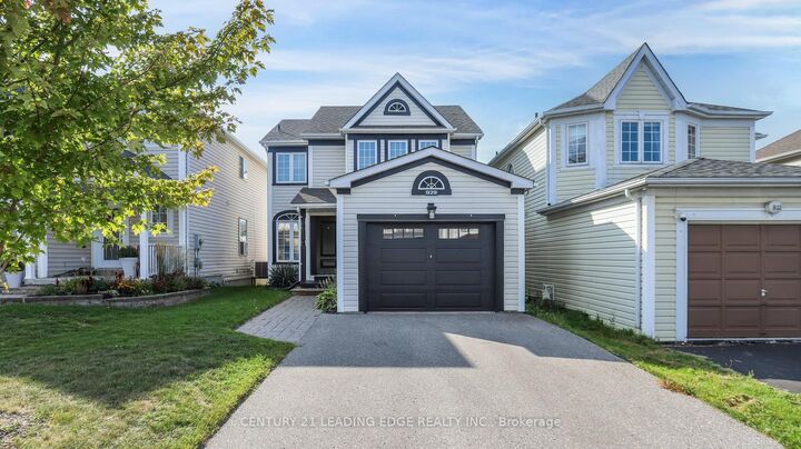 Property Photo:  929 Glenbourne Court  ON L1K 2P8 