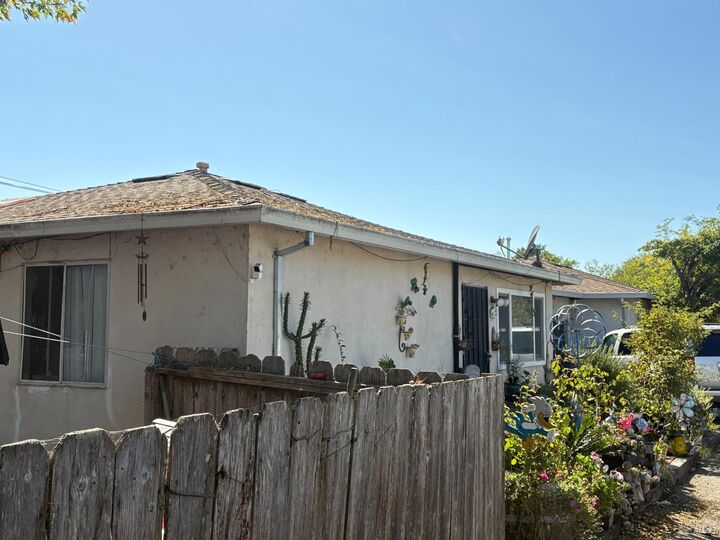 Property Photo:  2727 2729 Victoria Drive  CA 95407 