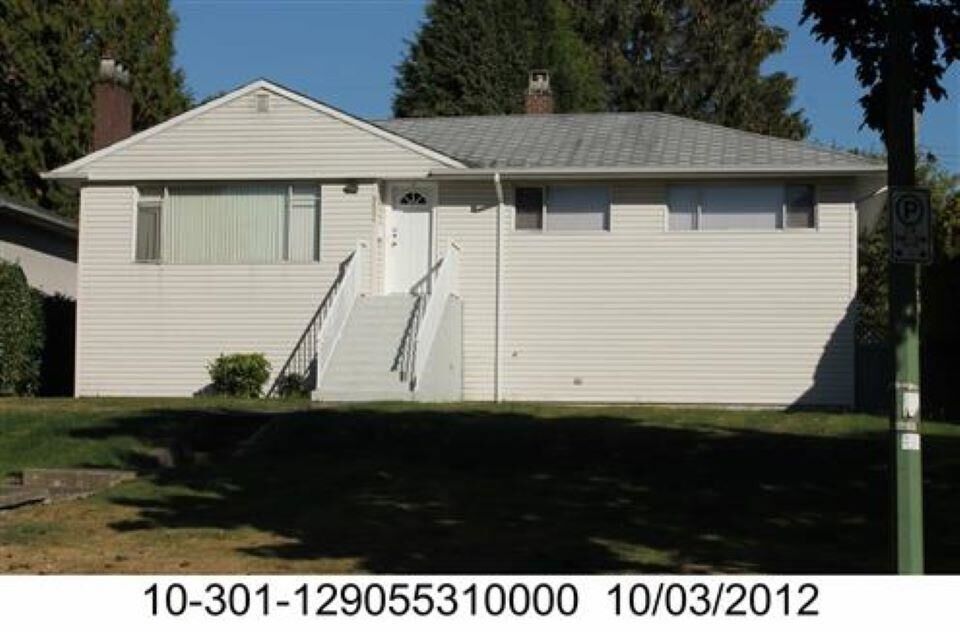 Property Photo: 5531 Broadway Street BC V5B 2X8
