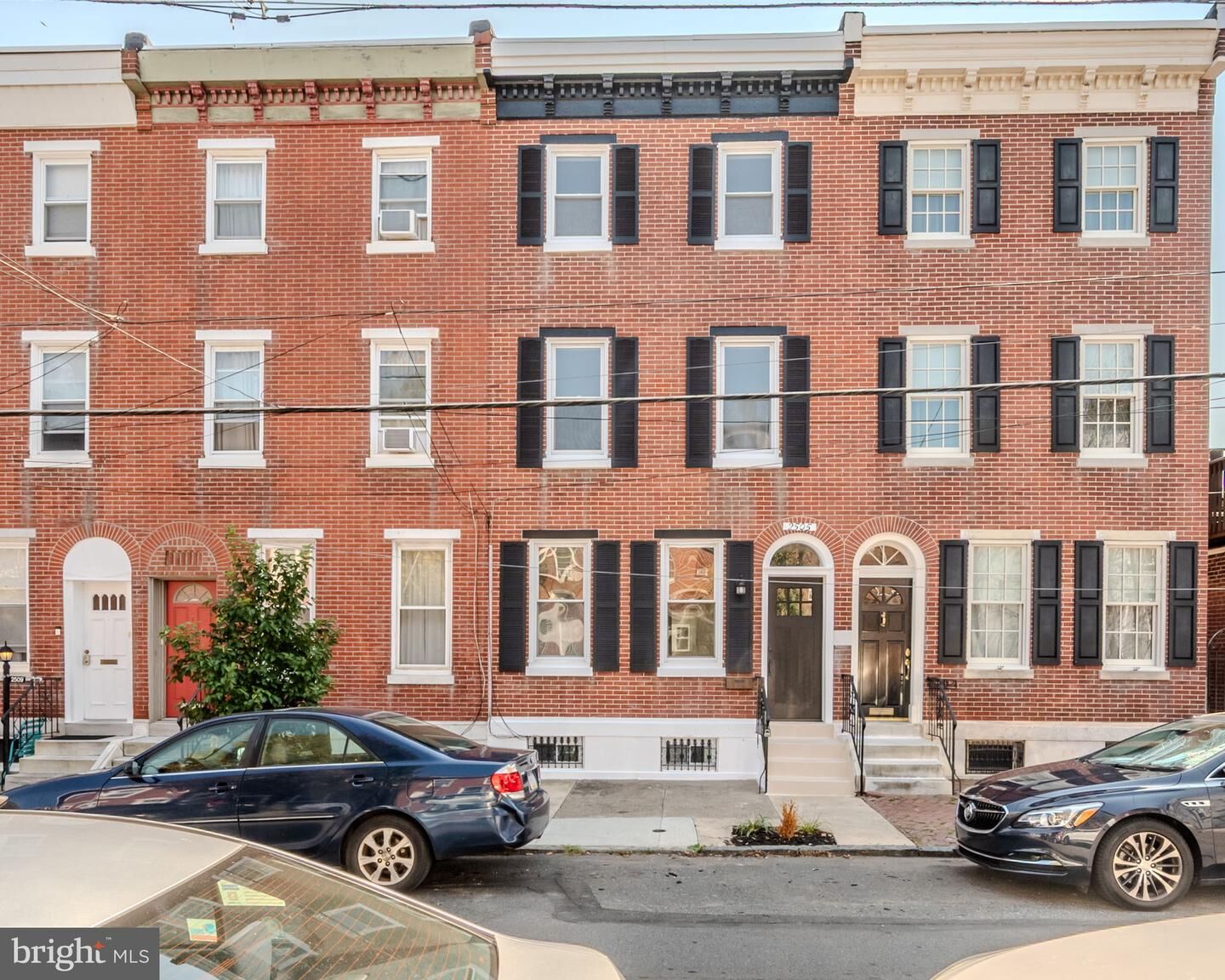 Property Photo:  2505 Tulip Street  PA 19125 