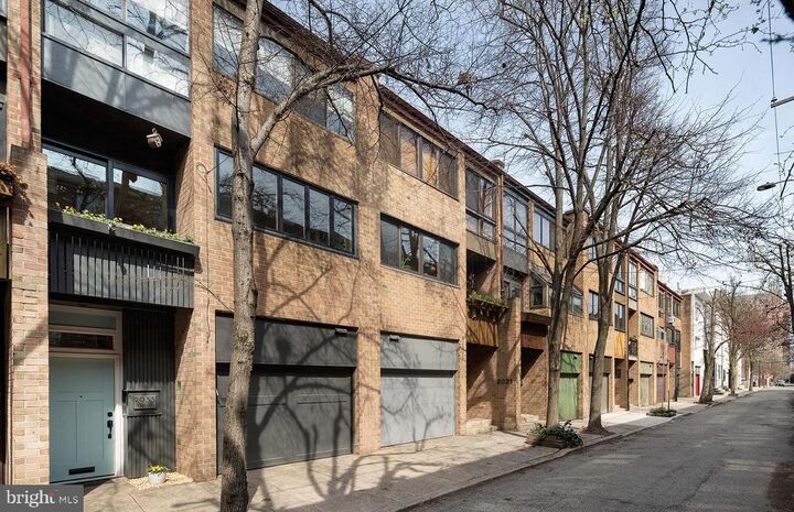 2033 Naudain Street  Philadelphia PA 19146 photo