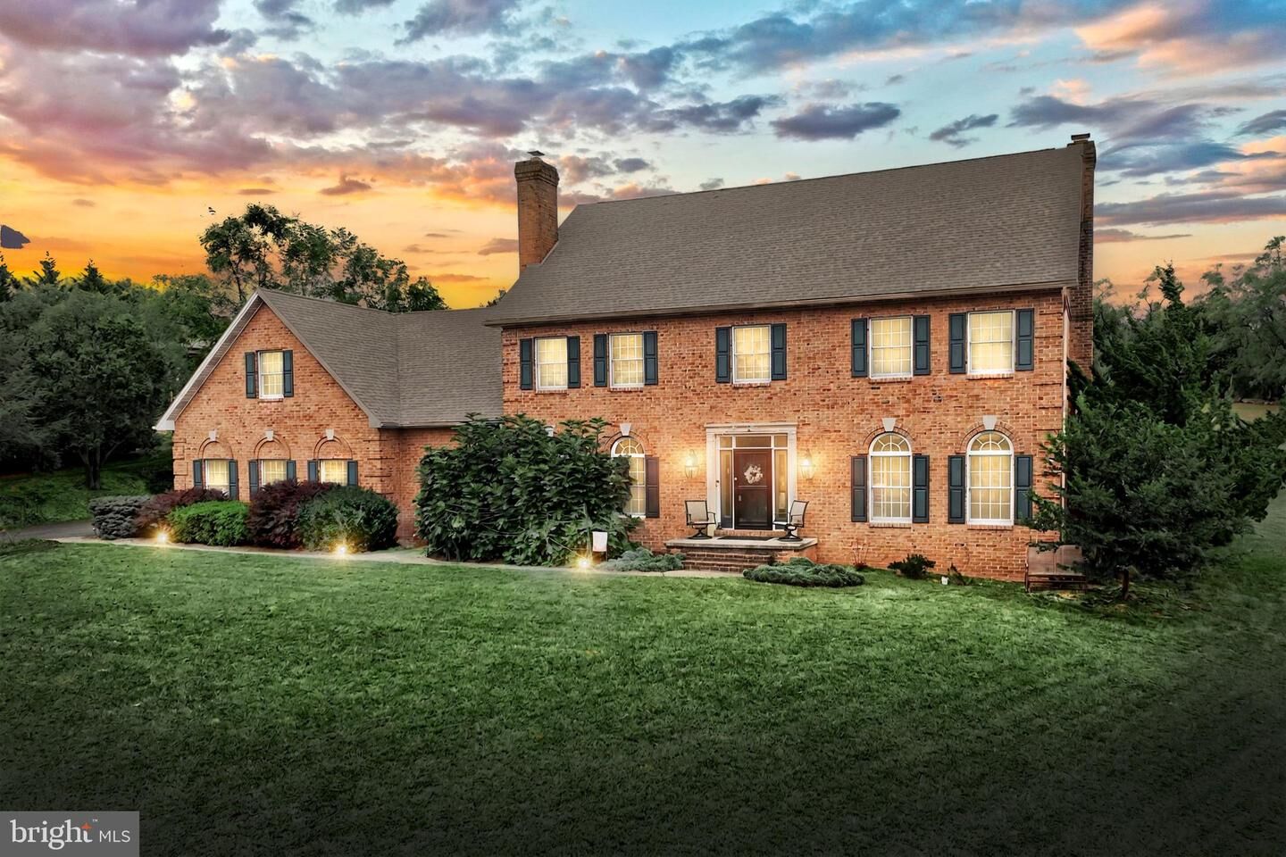 Property Photo: 1425 Brittany Drive PA 17404