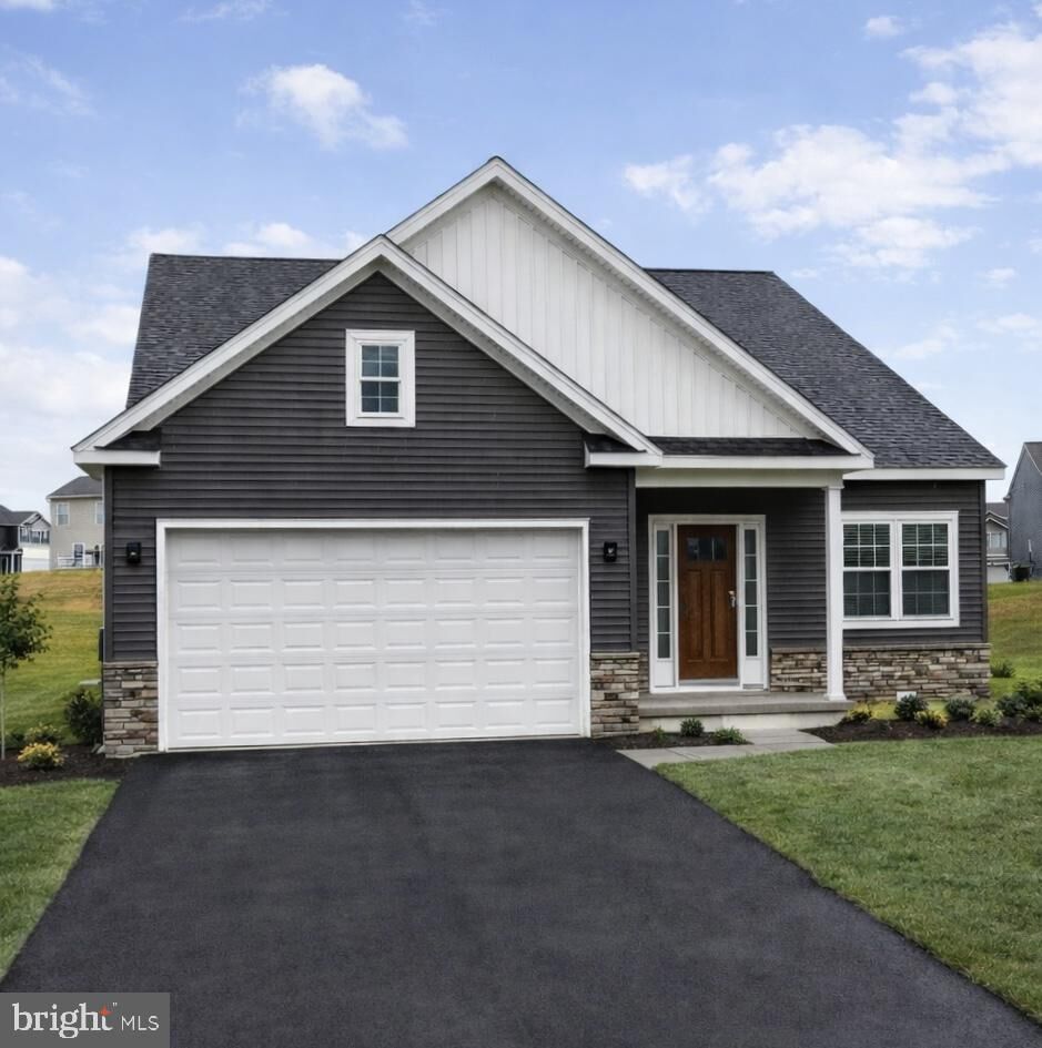 Property Photo:  4 Family Drive  PA 17013 