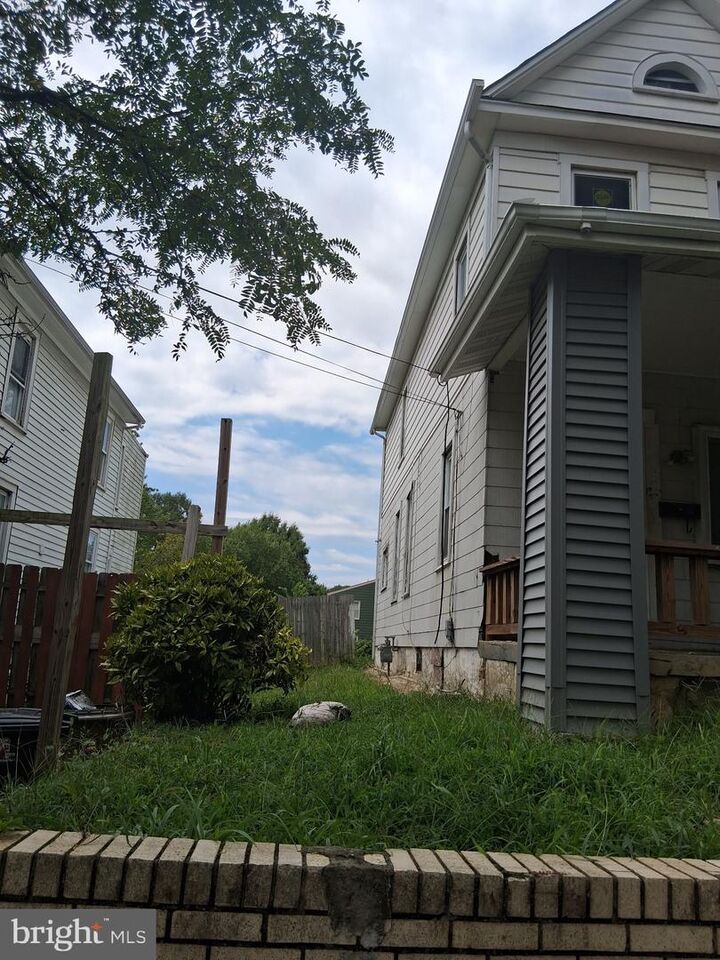 Property Photo:  3704 35th Street  MD 20712 