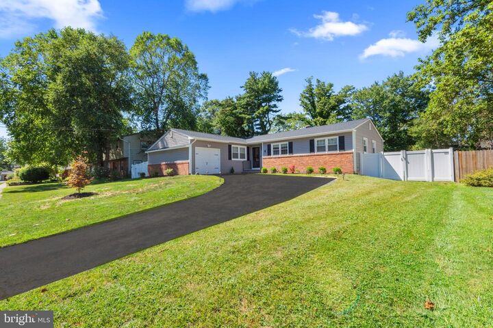 6 Hillsdale  Lawrence Township NJ 08648 photo