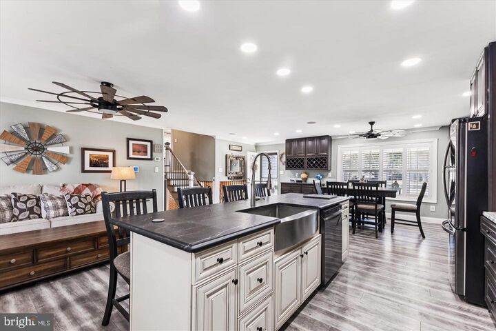 Property Photo:  145 N Lake Drive  MD 21666 