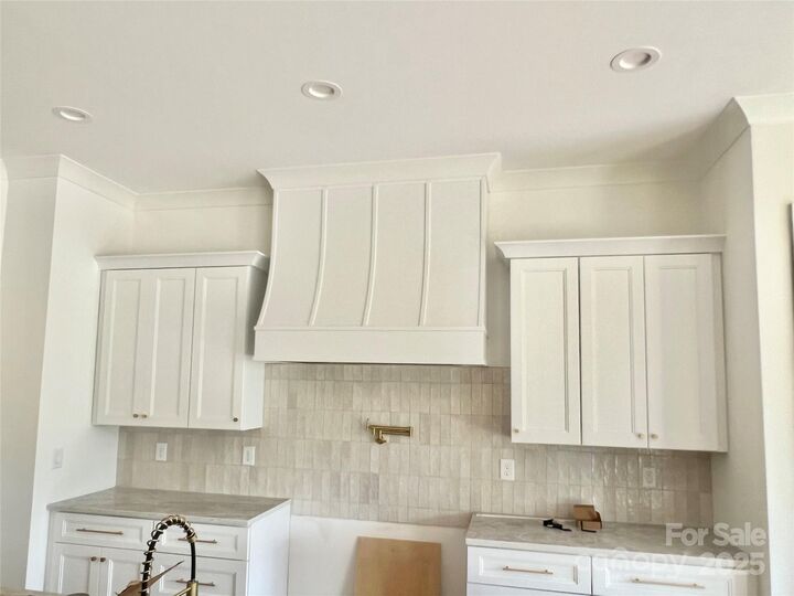 Property Photo: 268 Broken Arrow Drive NC 28677