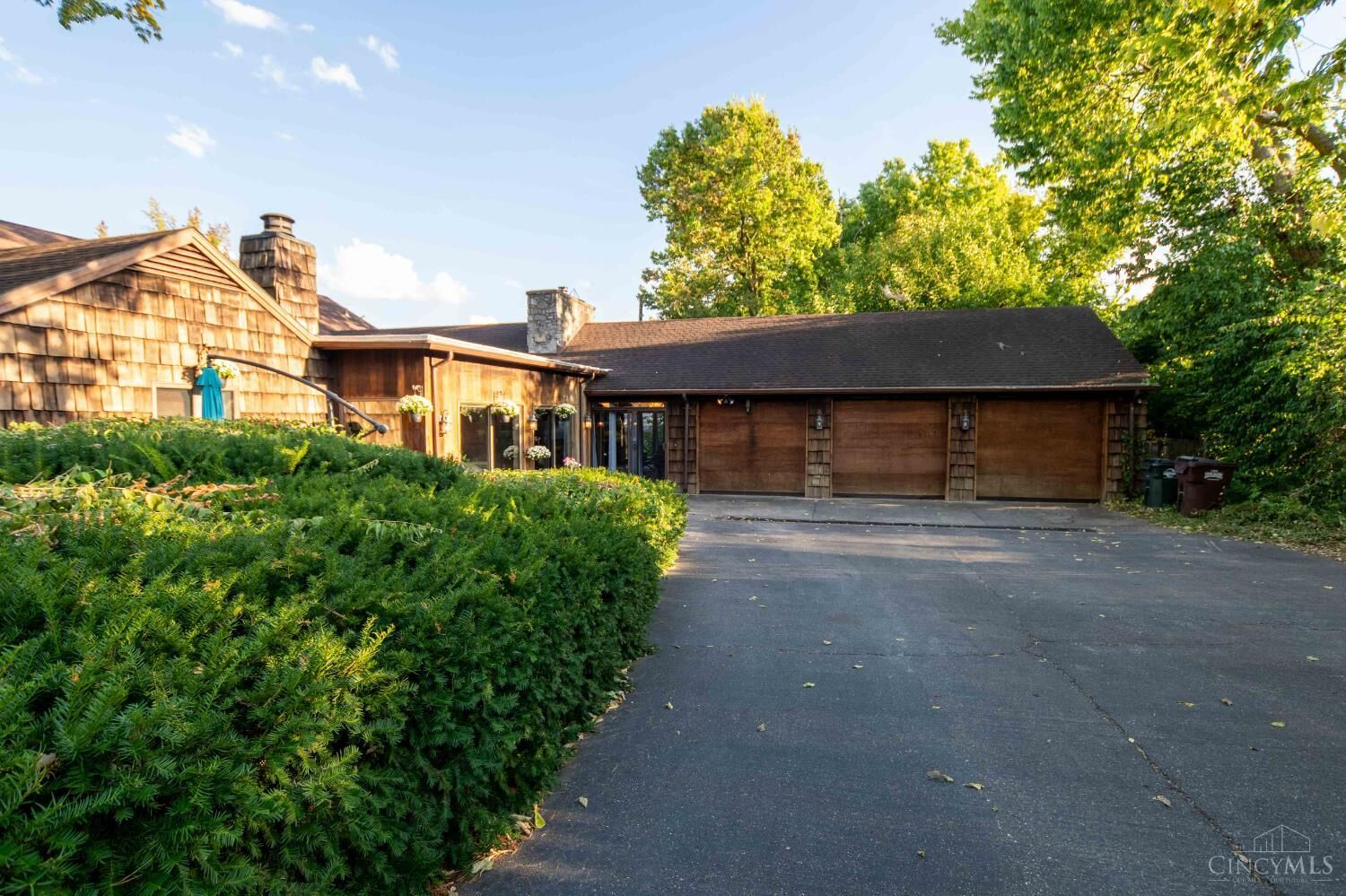 Property Photo: 500 Dorset Drive OH 45042