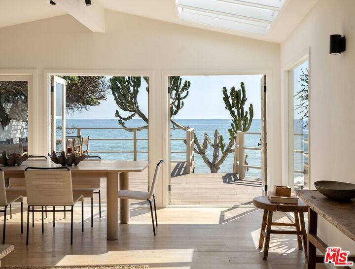 27314 Pacific Coast Hwy  Malibu CA 90265 photo