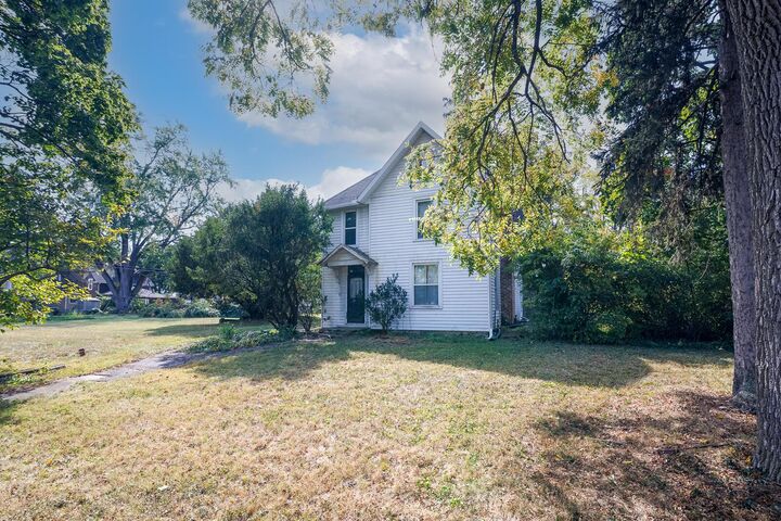 Property Photo:  325 W William Street  OH 43015 