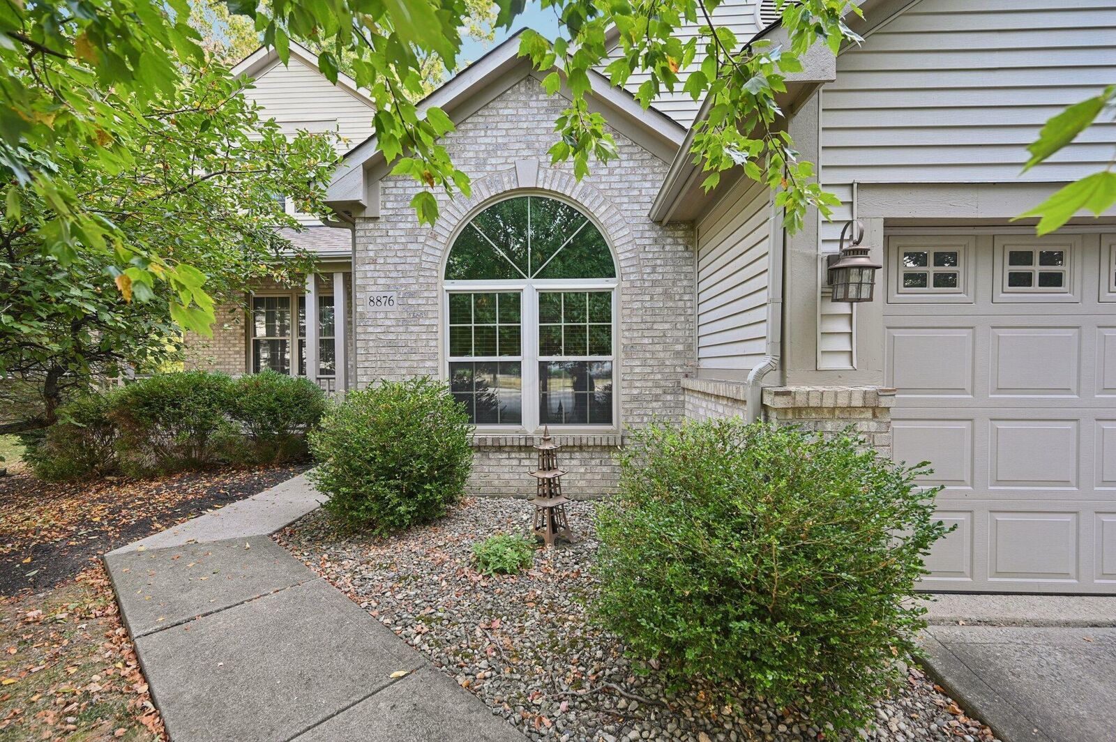 Property Photo: 8876 Amaranth Court OH 43068