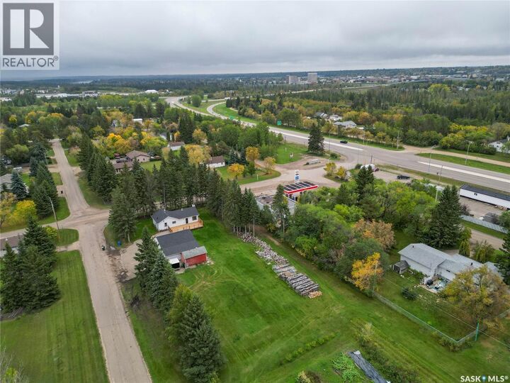 Property Photo:  501 11th Street NW  SK S6V 2R9 