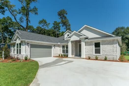 Property Photo: 2813 Pear Orchard Boulevard FL 32539